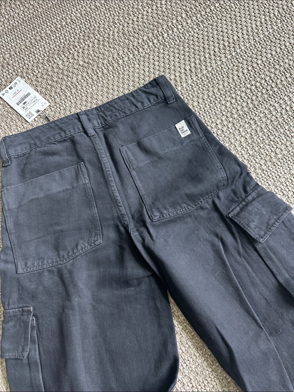 Zara Black Cargo Pants - Picture 6 of 11